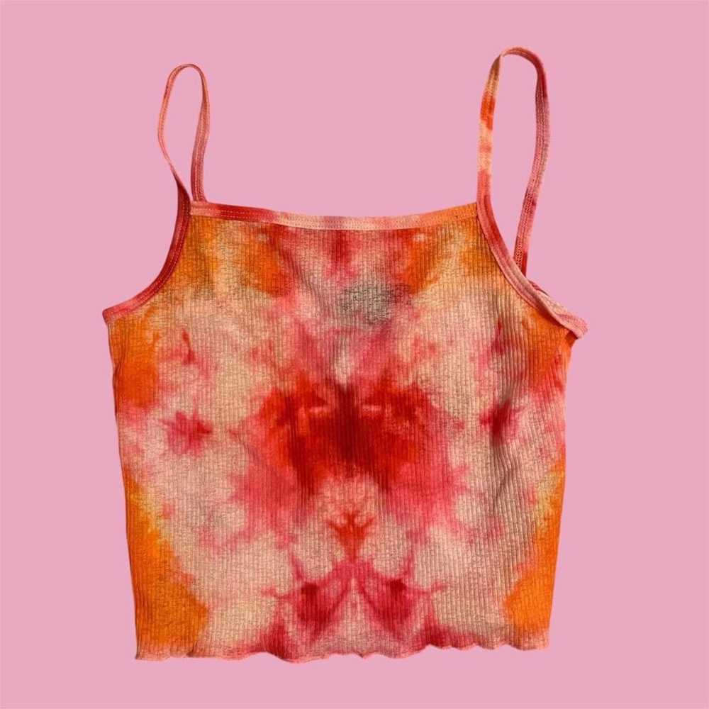 pink and orange tie dye crop top
